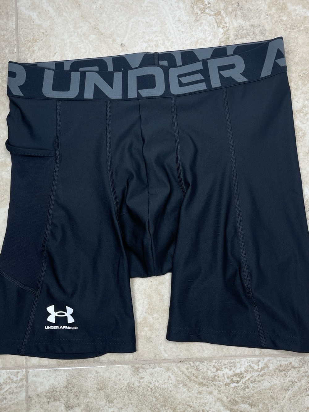 Under Armour Mens Compression Short Large Black Heatgear Pocket